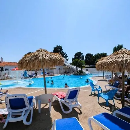 Campingplatz Charmant, Animaux Ok - 2 Pers. - Api-1-52-2845 *
