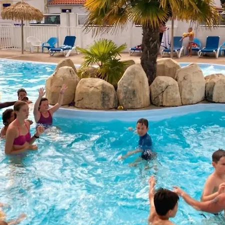 Campingplatz Charmant, Animaux Ok - 2 Pers. - Api-1-52-2845